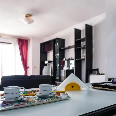 Comfy In Cristianos Лос Кристианос