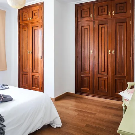 Comfy In Cristianos Апартаменты *