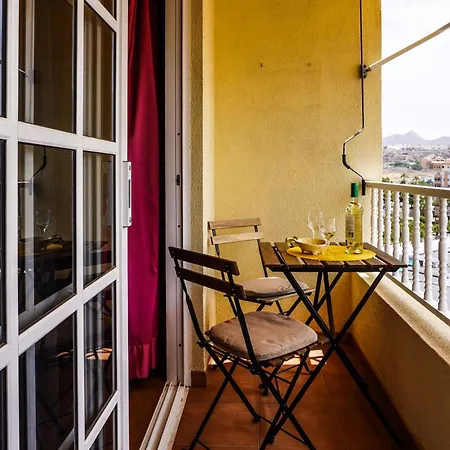 Comfy In Cristianos Апартаменты *